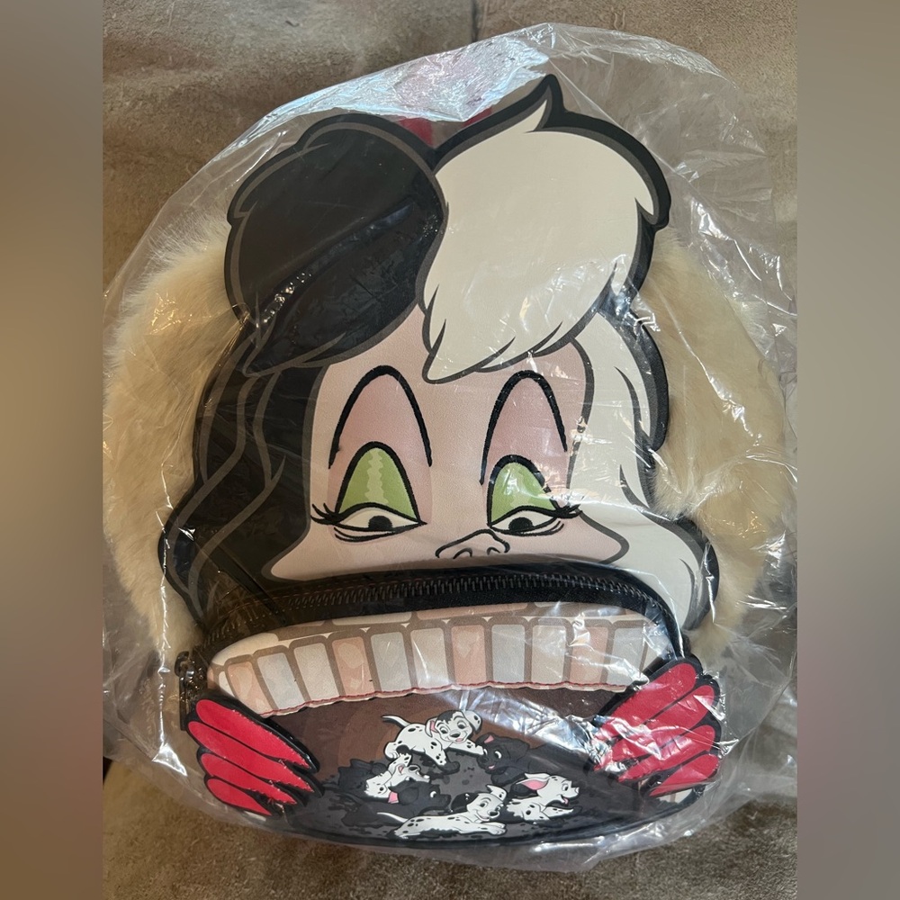 Loungefly Disney’s Cruella DeVille
from 101 Dalmations!